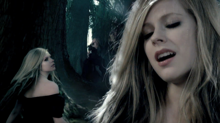 Avril Lavigne   Music Video   Alice (Underground)