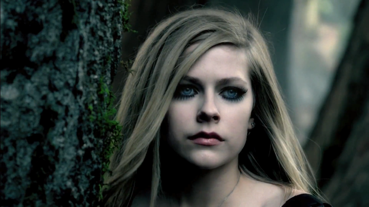 Avril Lavigne   Music Video   Alice (Underground)